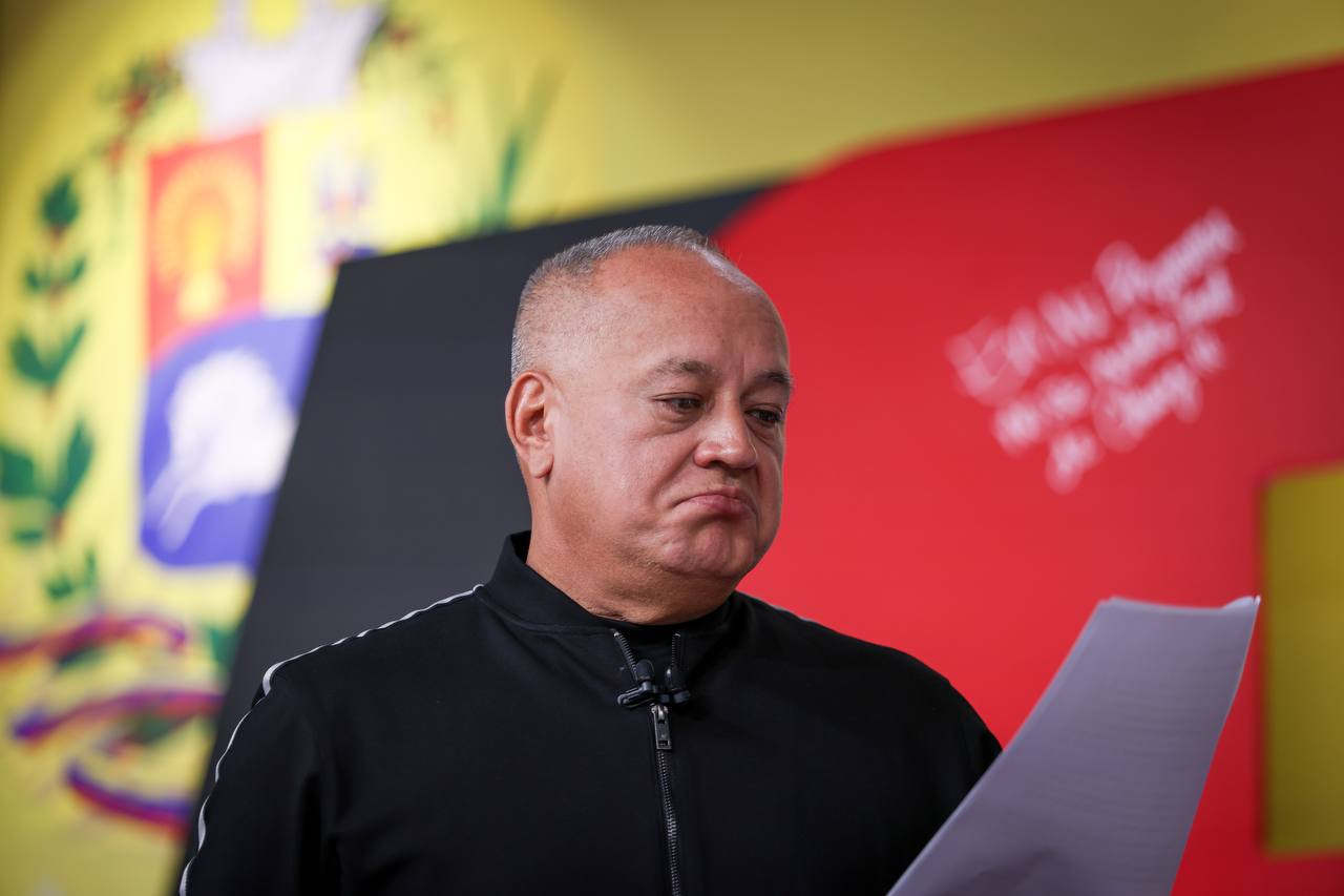 Cabello pide al CNE revisar las adhesiones a la candidatura de Edmundo González