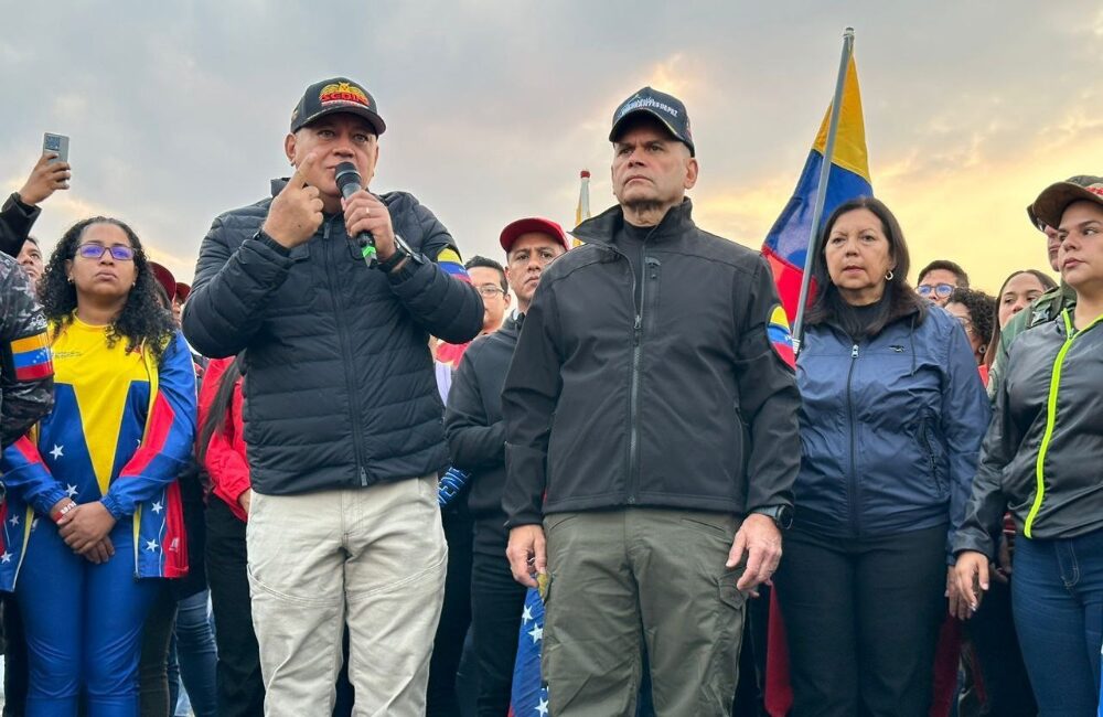Cabello lideró acto de conmemoración del fallido Golpe de Estado dirigido por Leopoldo López y Juan Guaidó