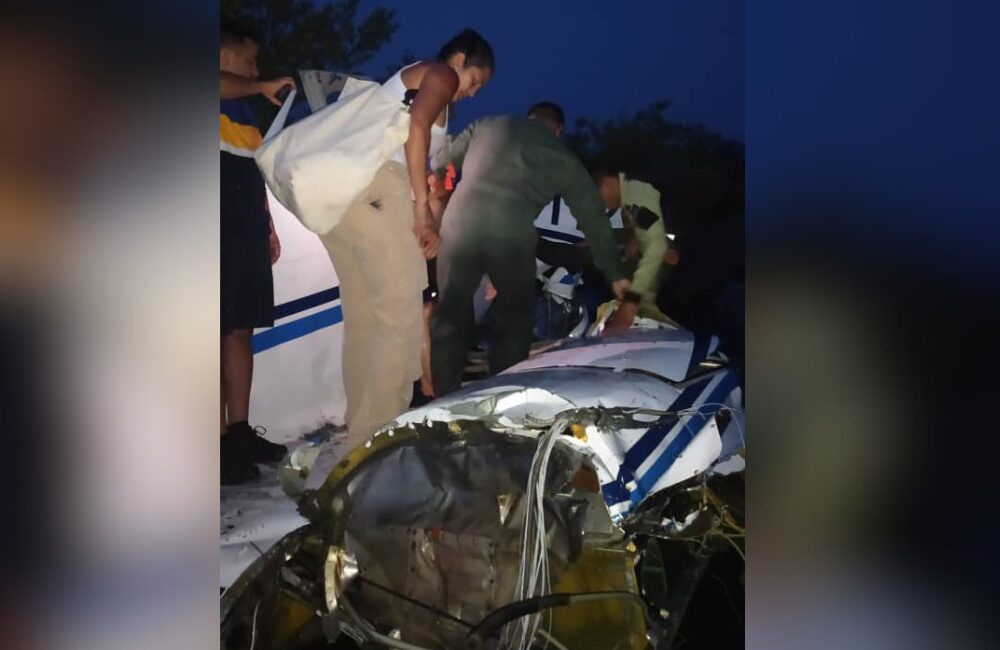 Una persona fallecida y cuatro lesionadas deja aterrizaje forzoso de avioneta que hacía ruta Los Roques – Valencia