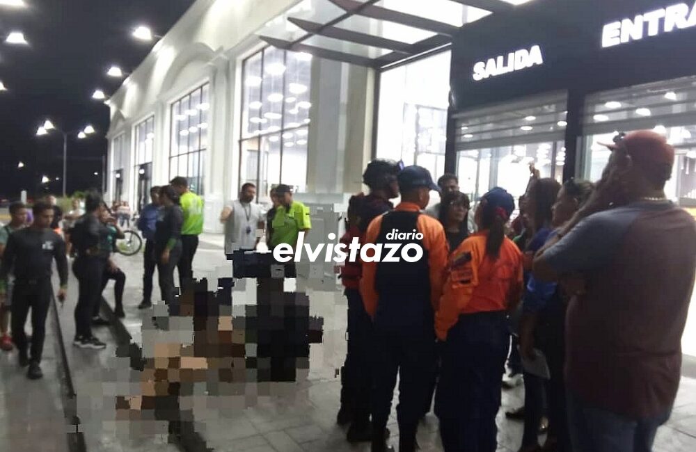 Mujer que alteró el orden en el supermercado Río de Plaza Mayor, carece de recursos para su tratamiento psiquiátrico