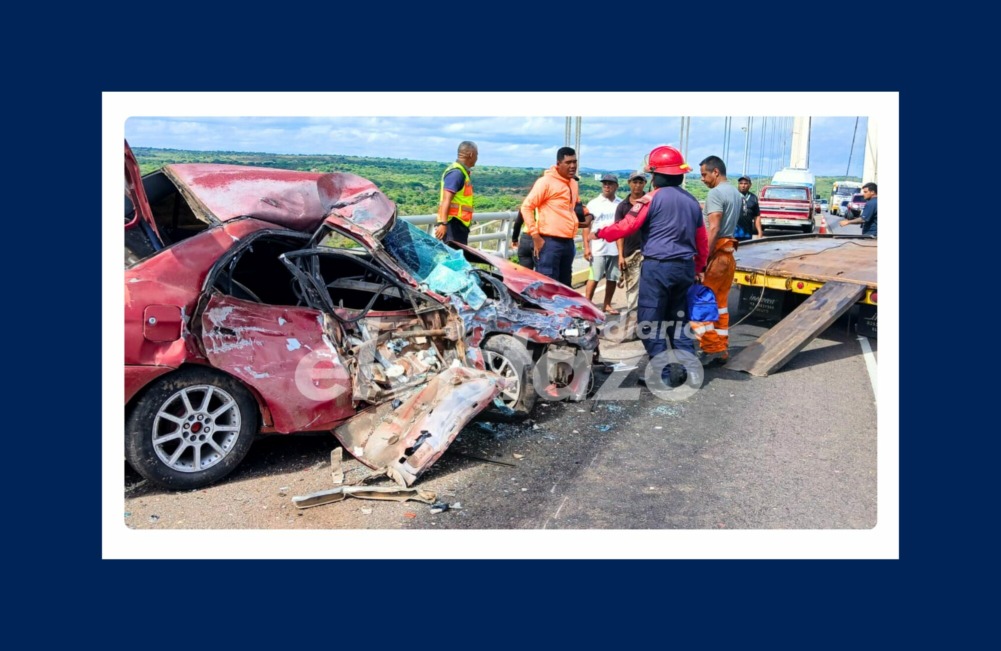 Conductor de Lancer sufrió politraumatismos tras colisionar con un autobús en el Puente Angostura